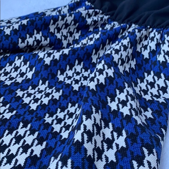 White blue Tweed bottom dress - Picture 2 of 5